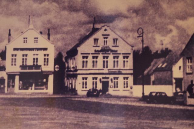 Hotel Schwarzer Adler Jever Exteriér fotografie